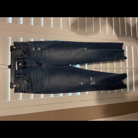 Distressed Skinnygirl Jeans Size 29 - Picture 2 of 8